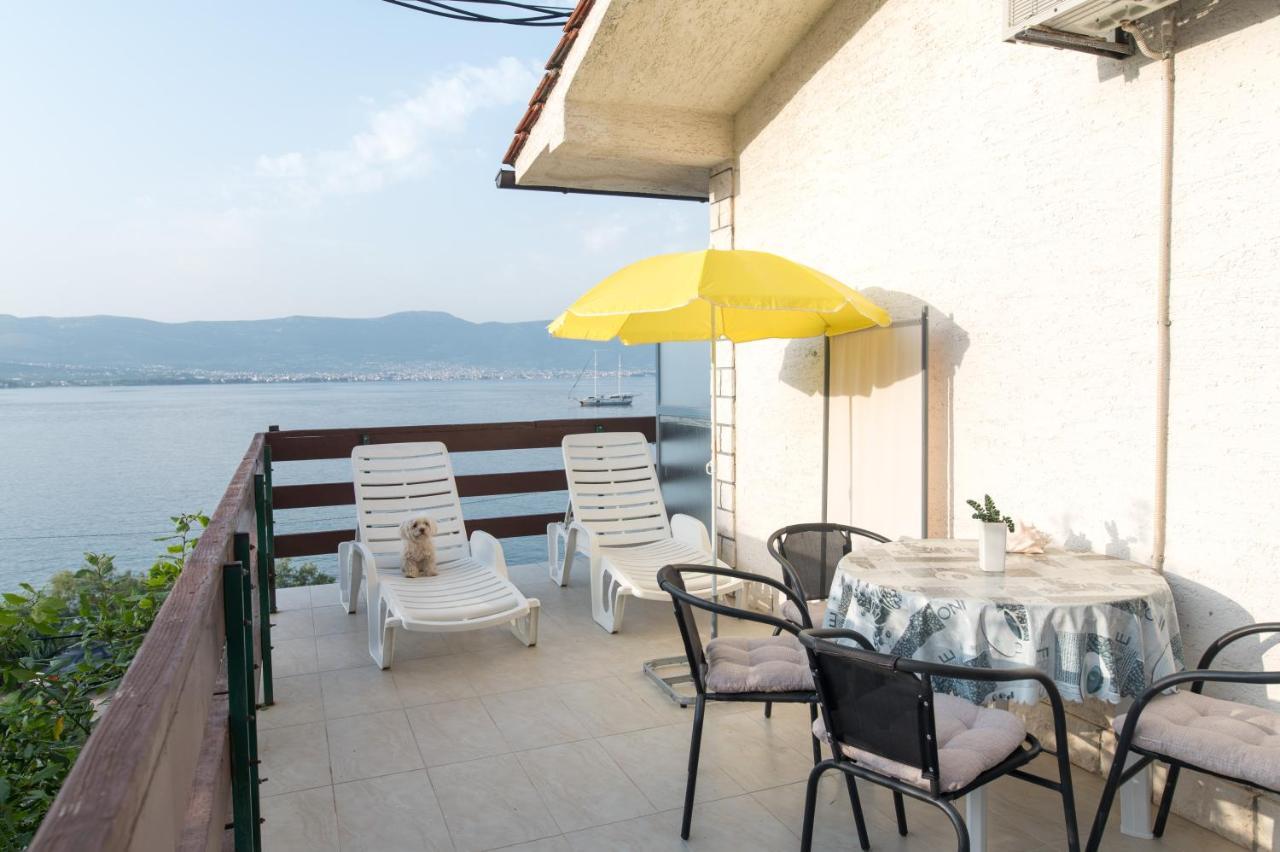 Villa Fjaba - By The Sea - With The Big Terraces & Great Sea View Trogir Buitenkant foto