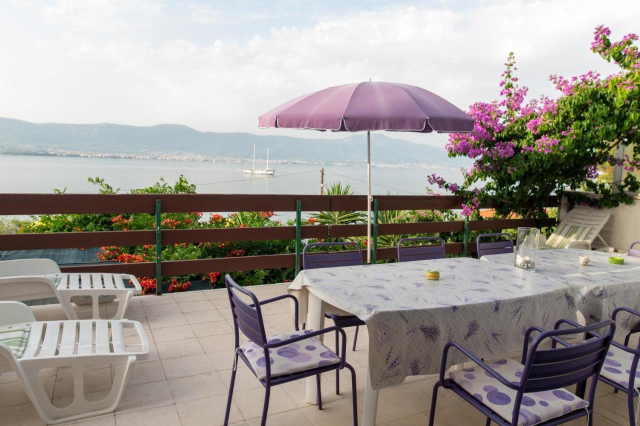 Villa Fjaba - By The Sea - With The Big Terraces & Great Sea View Trogir Buitenkant foto