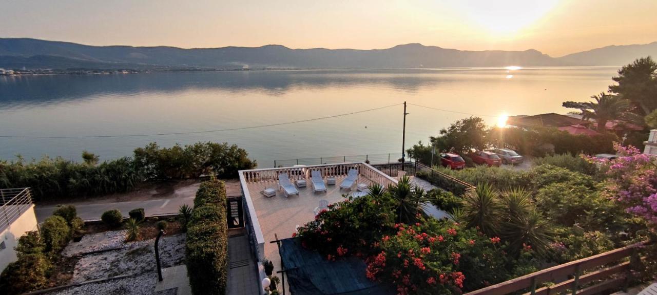Villa Fjaba - By The Sea - With The Big Terraces & Great Sea View Trogir Buitenkant foto