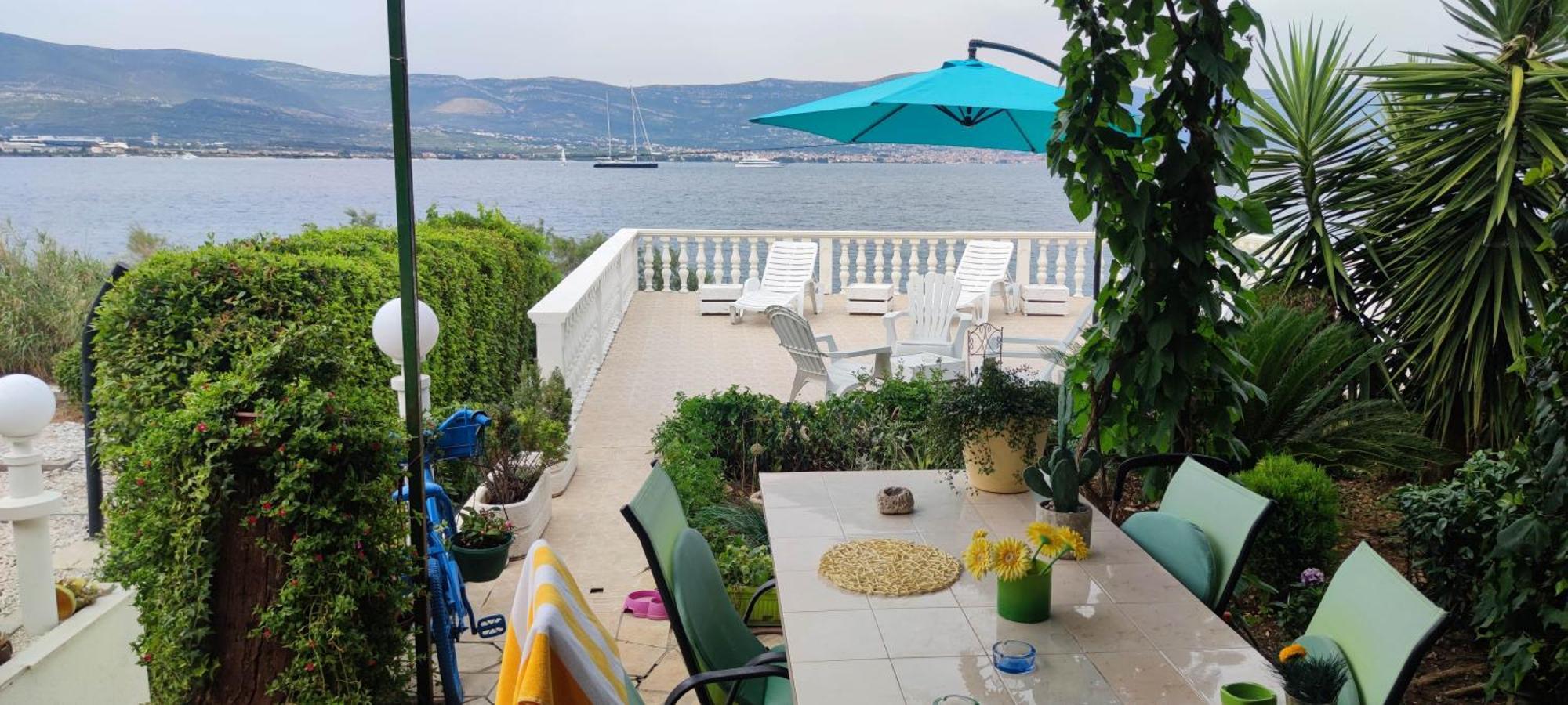 Villa Fjaba - By The Sea - With The Big Terraces & Great Sea View Trogir Buitenkant foto
